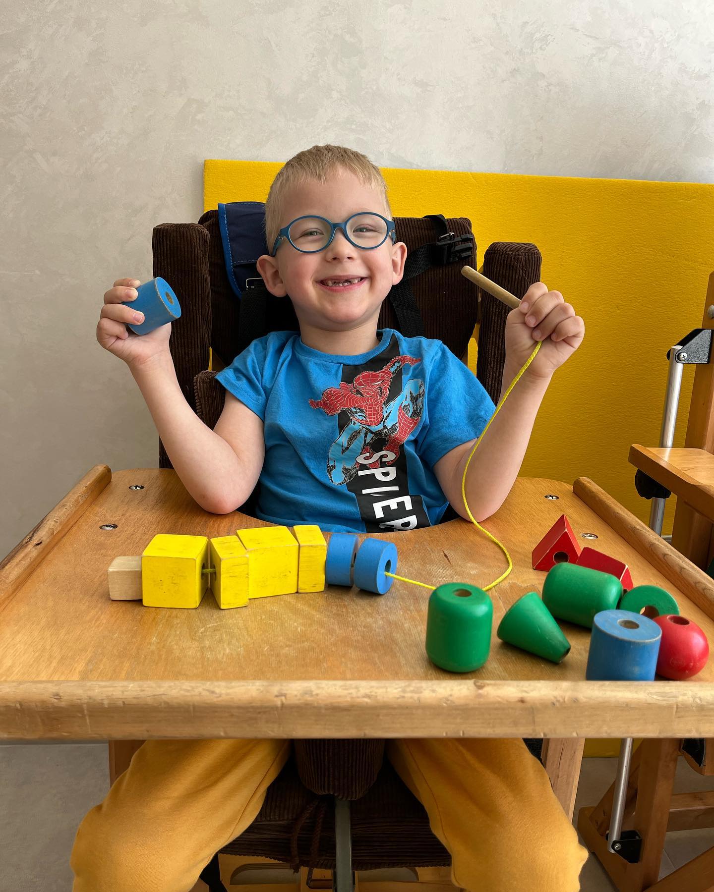 Центр медичної реабілітації дітей-інвалідів «Апіс-Меліфіка»