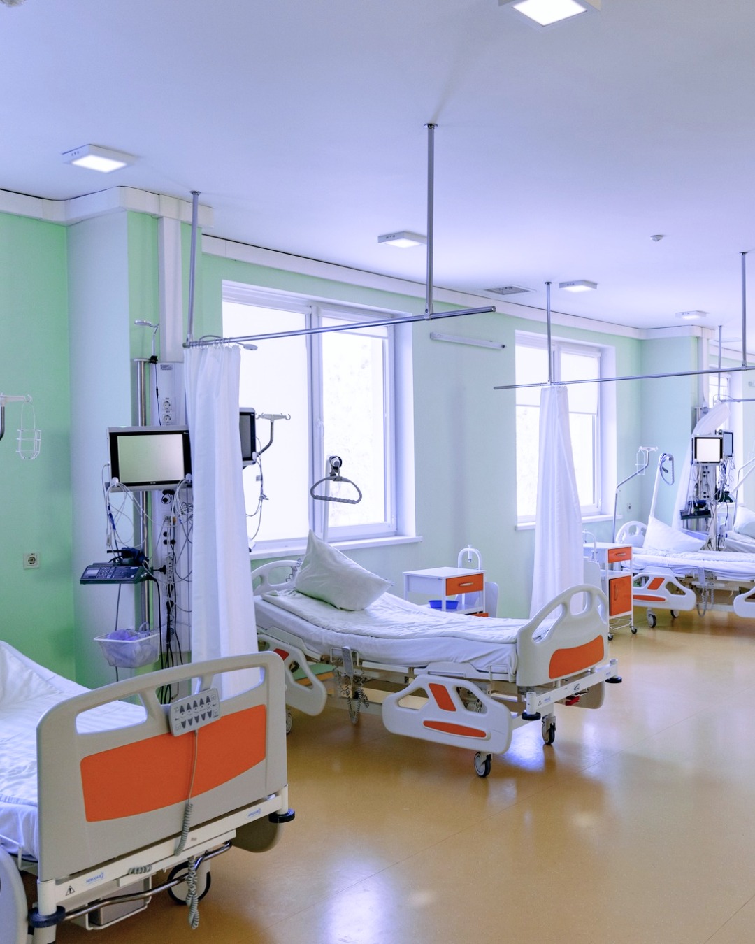 Шведсько-українська клініка "Angelholm"