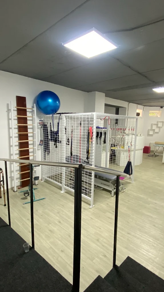 Центр медичної реабілітації "R -Clinic"