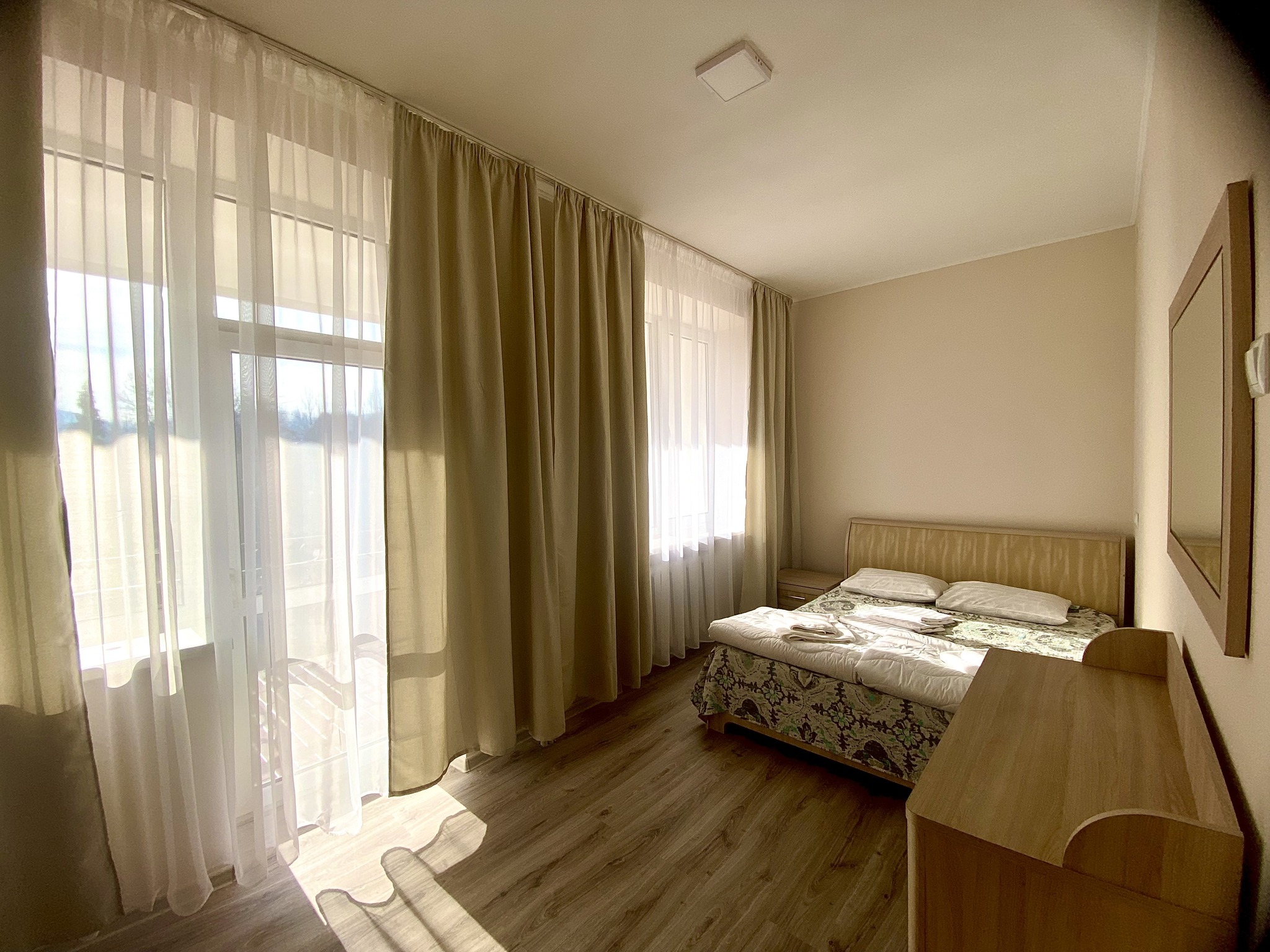 Санаторій “Сонячне Закарпаття”