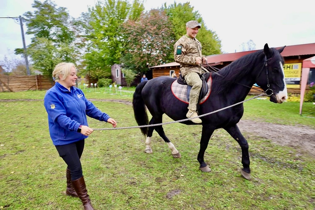 Центр фізичної реабілітації «Крок за Кроком»
