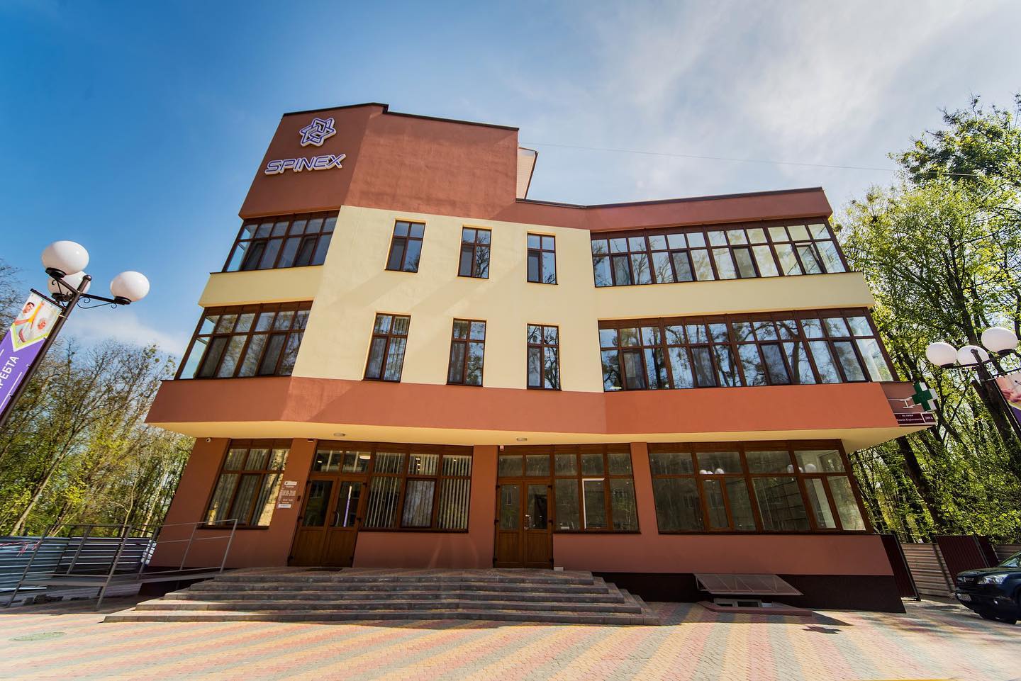 Центр сучасної хірургії "SPINEX" (код ЄДРПОУ  41549460)