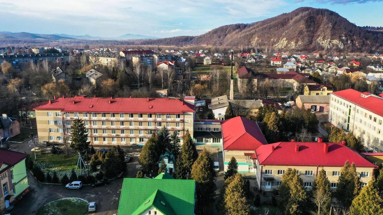 КНП "НАДВІРНЯНСЬКА ЦЕНТРАЛЬНА РАЙОННА ЛІКАРНЯ"