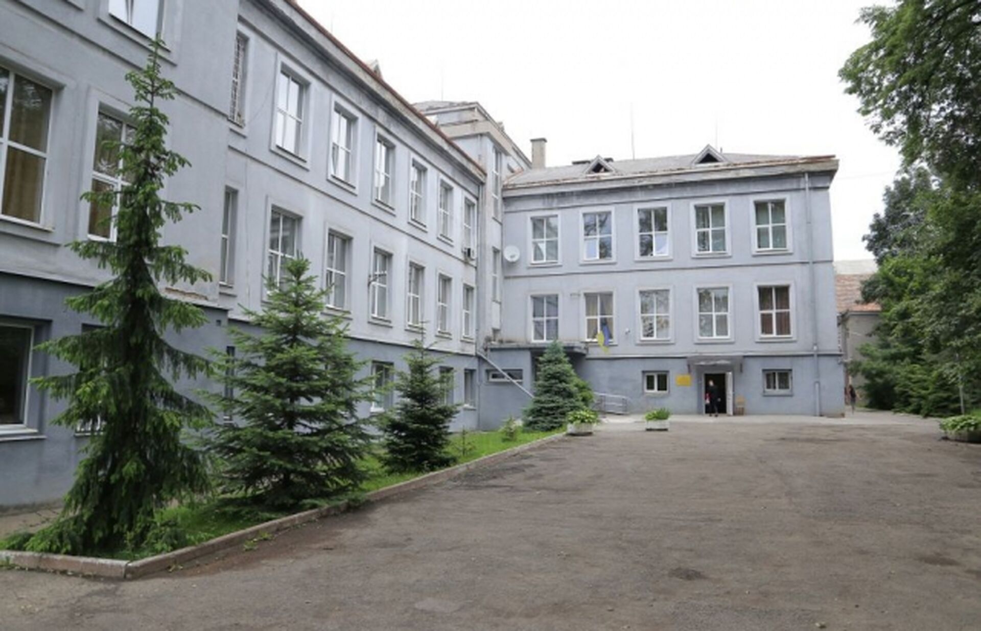 КНП “Лікарня Святого Мартина”